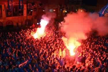 fiesta en la plaza